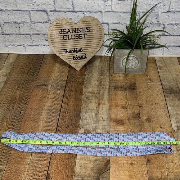 Vineyard Vines England Double Decker Bus Big Ben London Mens tie - Picture 11 of 11